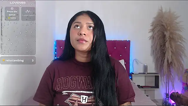 alinakiss online show from November 8, 5:45 am