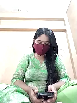 Magical Girl- online show from September 13, 4:20 am