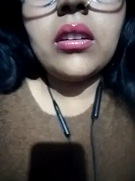 Love-Veronica online show from February 12, 7:48 pm