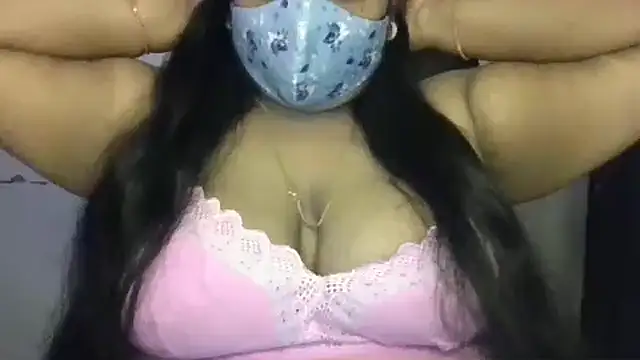Sexy Radhikaa online show from July 26, 5:20 pm