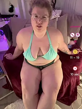 CurvyAnonymousGirl89 online show from June 20, 5:27 pm