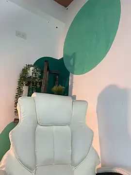 LollaByer online show from February 19, 9:13 pm