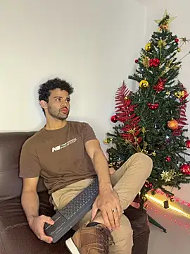 andrewChris  online show from November 24, 3:36 pm