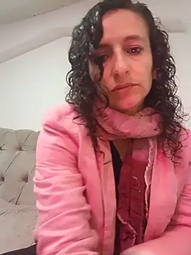 AriannaRussell  online show from June 14, 12:16 pm