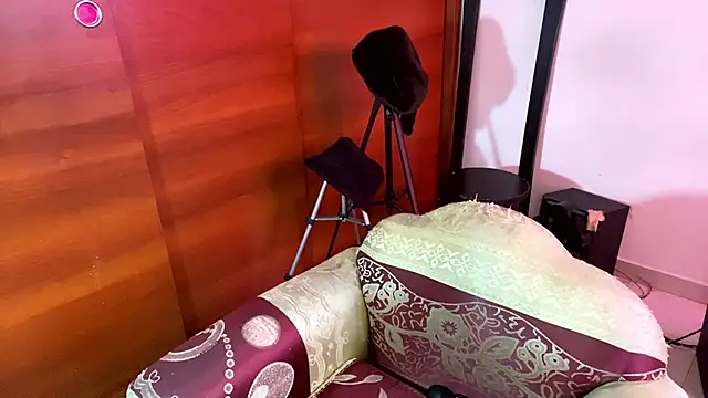 Snapshot of male_couper chatting on September 12, 7:21 pm male couper online show from September 12, 7:21 pm