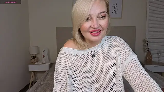 Milena candyy online show from November 19, 9:31 am