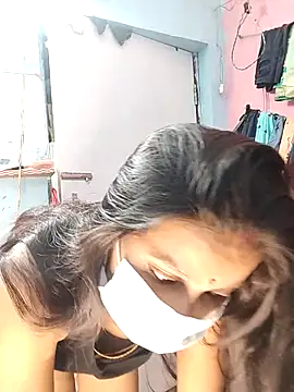 riyagupta5 online show from October 6, 5:51 pm