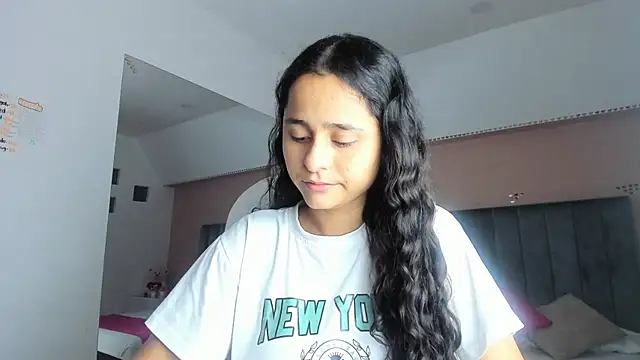 Snapshot of Giselle_Roldan chatting on September 26, 3:59 am Giselle Roldan online show from September 26, 3:59 am