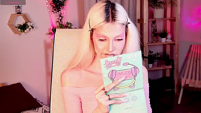 PamelamyDreamys online show from February 13, 10:00 pm