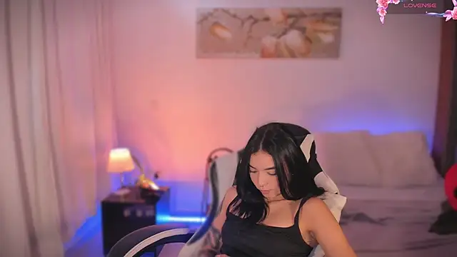 AnabelWolf online show from May 4, 3:27 pm