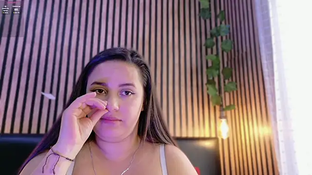 Victoria Ponce1 online show from October 25, 8:37 pm