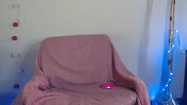 natgirlnatural online show from February 11, 7:15 pm