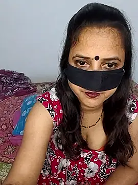 Hoty-cpl online show from June 10, 4:00 am