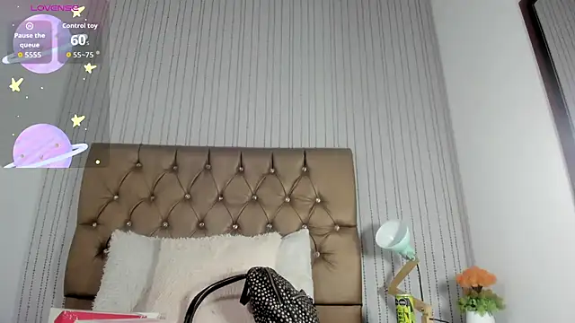 Snapshot of candymery chatting on October 20, 7:17 pm candymery online show from October 20, 7:17 pm