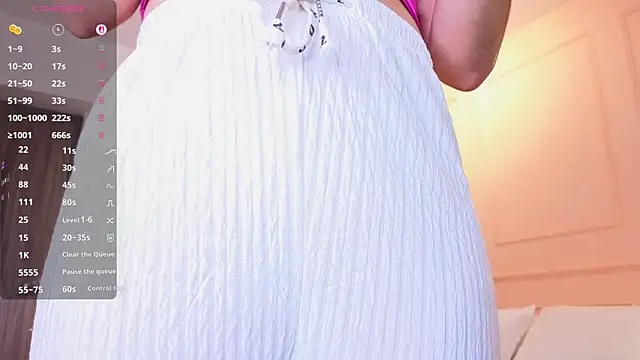 SHARONN     online show from June 24, 4:22 am