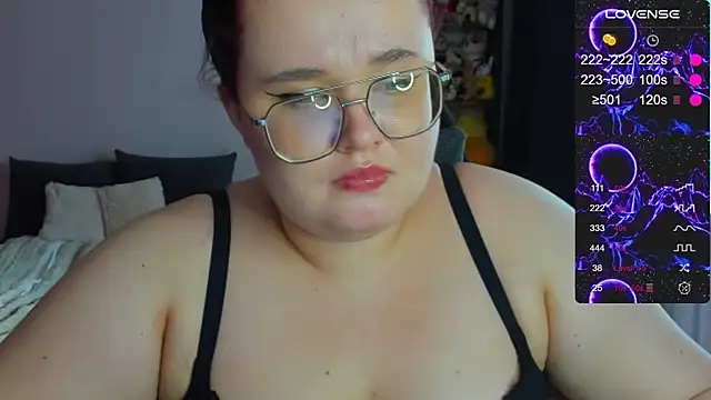 Jessica Joy online show from July 28, 11:17 am