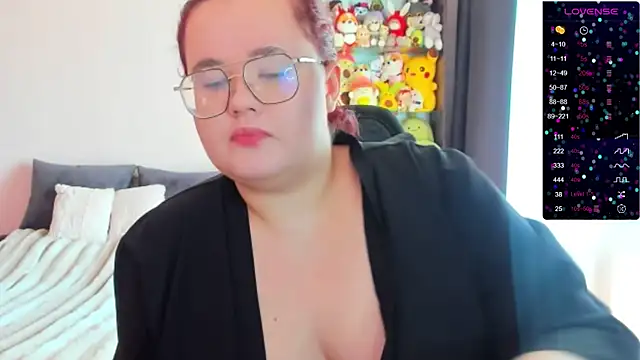 Jessica Joy online show from August 3, 6:39 am