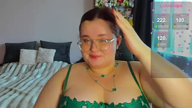 Jessica Joy online show from July 22, 11:11 am