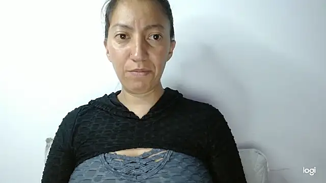 kaybabyhot online show from December 3, 11:07 pm