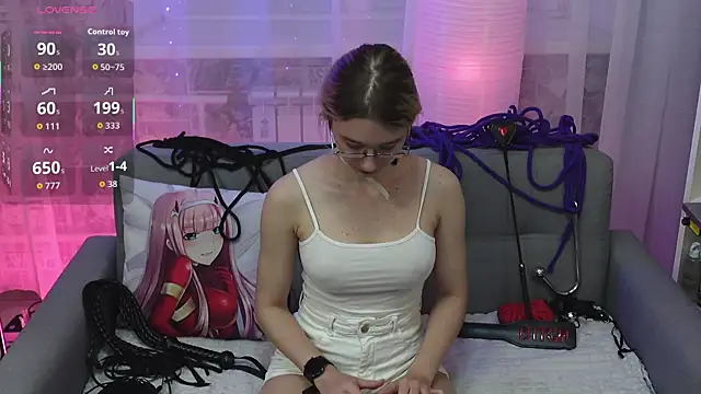 Snapshot of Silva-Tail chatting on October 4, 1:39 pm Silva-Tail online show from October 4, 1:39 pm