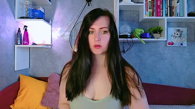 liya gorgeous online show from May 13, 12:11 pm