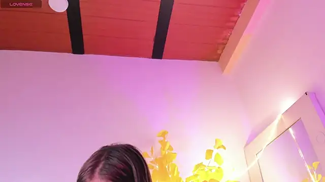 HaleyAmaya online show from June 7, 1:01 am