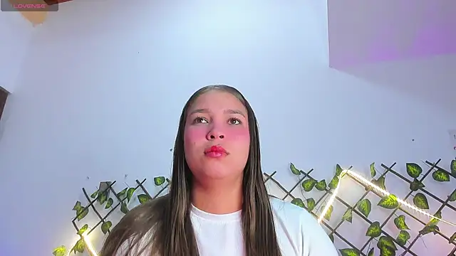 HaleyAmaya online show from July 11, 1:38 am