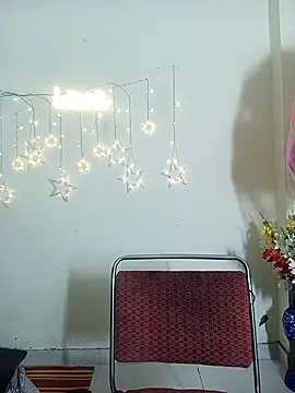 Snapshot of Cute-Monika chatting on September 11, 7:58 pm Cute-Monika online show from September 11, 7:58 pm