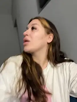 VikiDemini online show from September 11, 6:41 pm