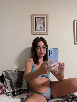 TamaraSweetxo online show from August 2, 7:22 am
