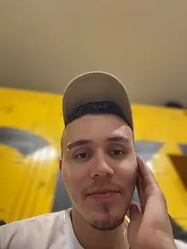 adam-rivera online show from April 26, 7:22 pm