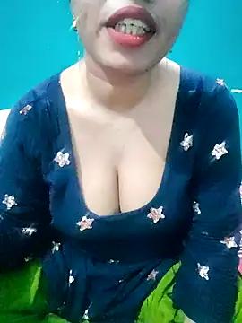 Snapshot of Haniya-143 chatting on September 24, 9:47 pm Haniya-143 online show from September 24, 9:47 pm