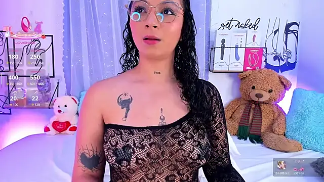 Mari Sweett online show from November 14, 8:31 pm