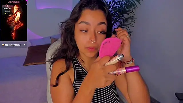 Ariana Pierce online show from November 21, 12:29 pm