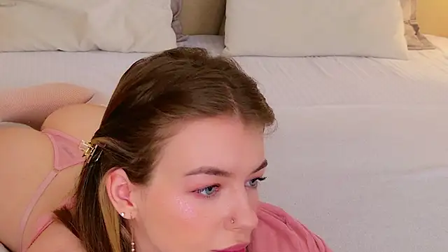 MeganMour online show from January 5, 5:27 pm