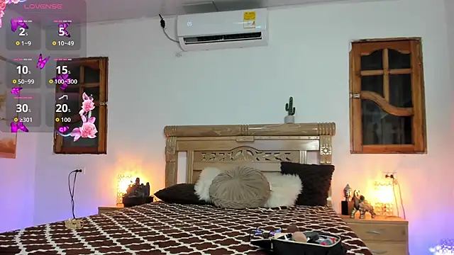 oriana rodriguez online show from July 7, 2:58 am