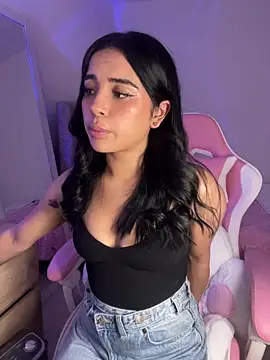 Emily-14 online show from March 3, 4:40 am