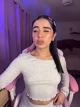 Emily-14 online show from July 10, 4:24 am