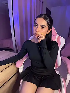 Emily-14 online show from June 11, 4:31 am