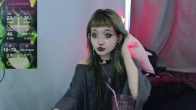 Milten-Trish online show from May 7, 3:38 pm