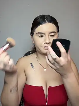 SaraBraun  online show from February 3, 5:28 pm