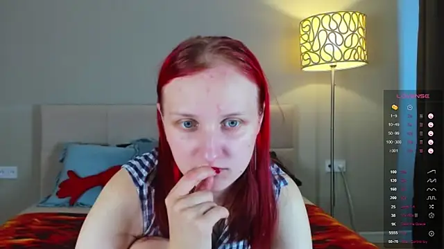 Snapshot of SallyFishery chatting on September 14, 2:42 am SallyFishery online show from September 14, 2:42 am
