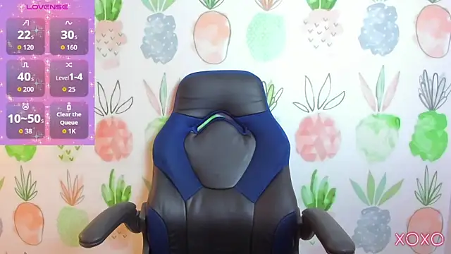 linda rios  online show from November 12, 8:40 pm