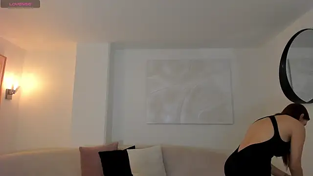 MiaFarrell  online show from October 11, 11:14 am