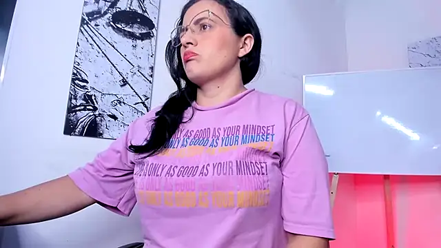 africa holmes online show from April 30, 2:17 am
