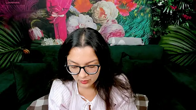 ZarifaBev online show from September 17, 12:36 pm