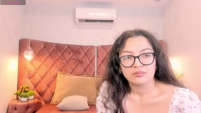 ZarifaBev online show from October 21, 11:36 am