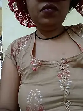 sunita-doll online show from August 3, 9:04 am