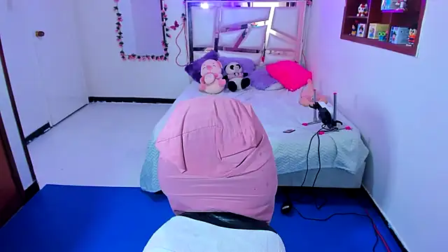 perlabeautiful online show from November 15, 1:39 am