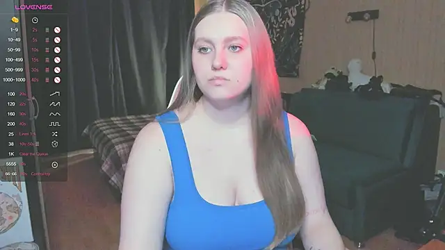 Snapshot of Alice_Dreamgirl_ chatting on October 21, 11:58 am Alice Dreamgirl online show from October 21, 11:58 am